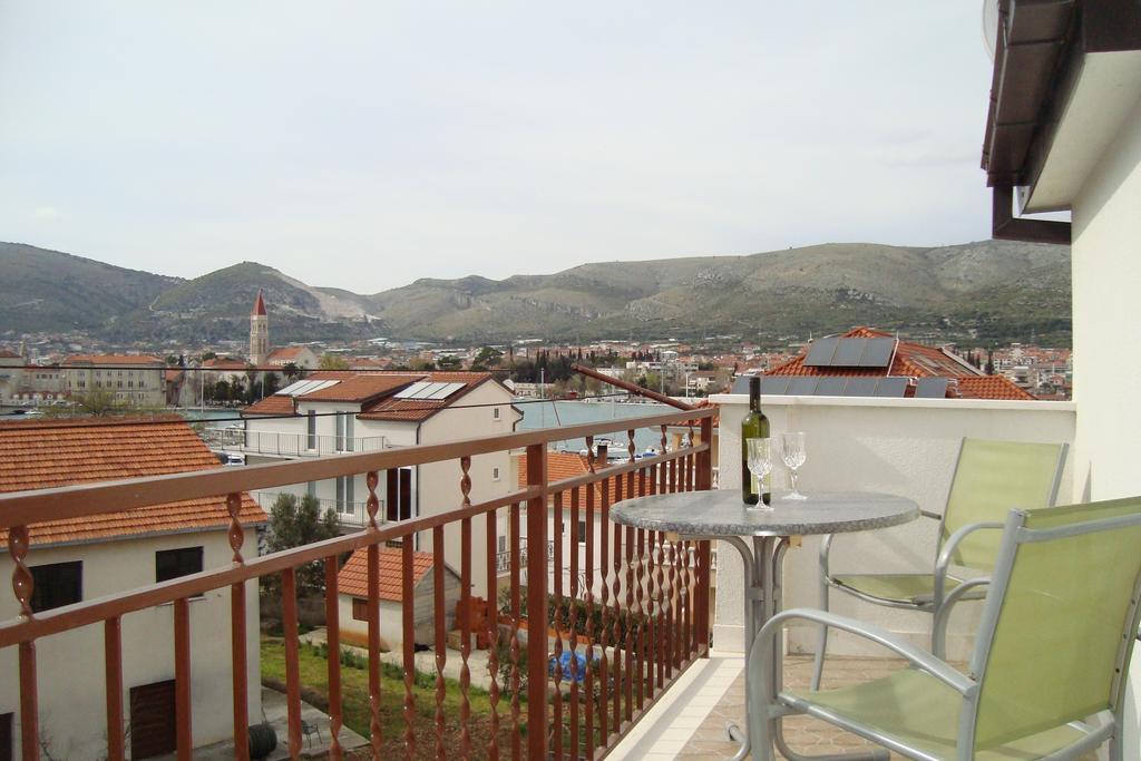 Apartments Bulicic Trogir Oda fotoğraf