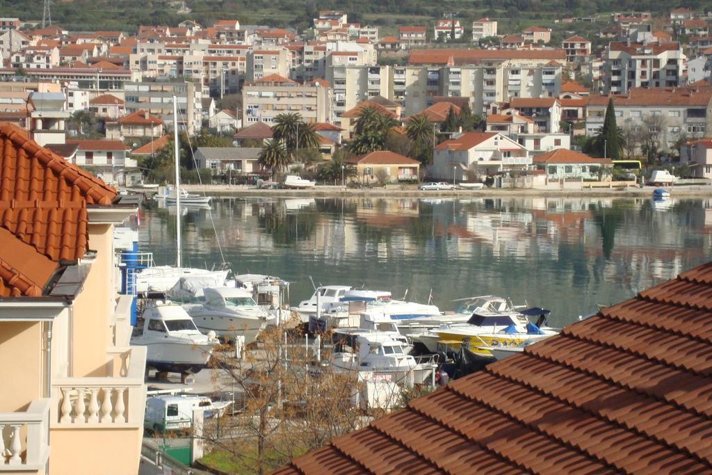 Apartments Bulicic Trogir Oda fotoğraf