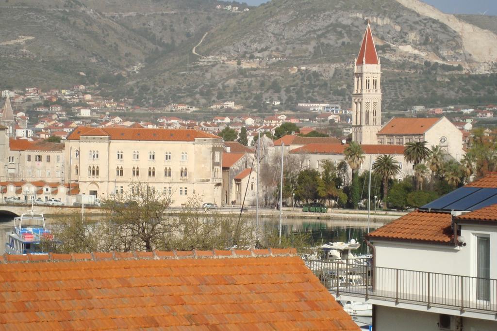 Apartments Bulicic Trogir Oda fotoğraf