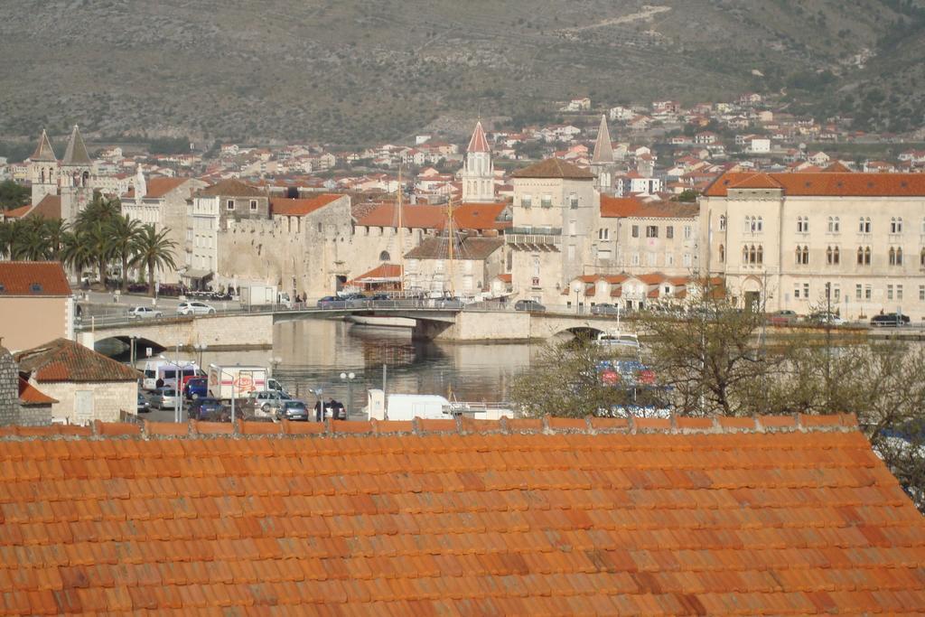 Apartments Bulicic Trogir Oda fotoğraf